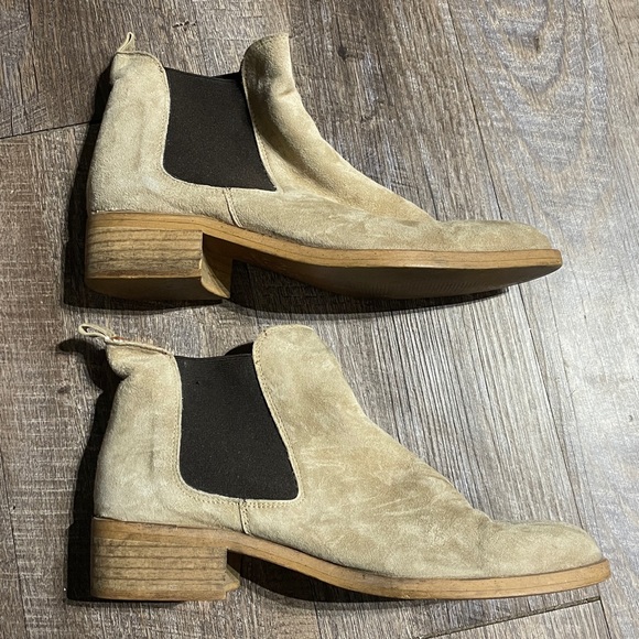 Alex + Alex Suede Ankle Chelsea Boots Booties - Picture 4 of 7